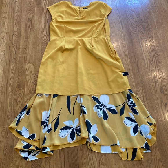 Who What Wear Floral Gold Dress with Black and White Accents Sz XXL - Picture 9 of 10